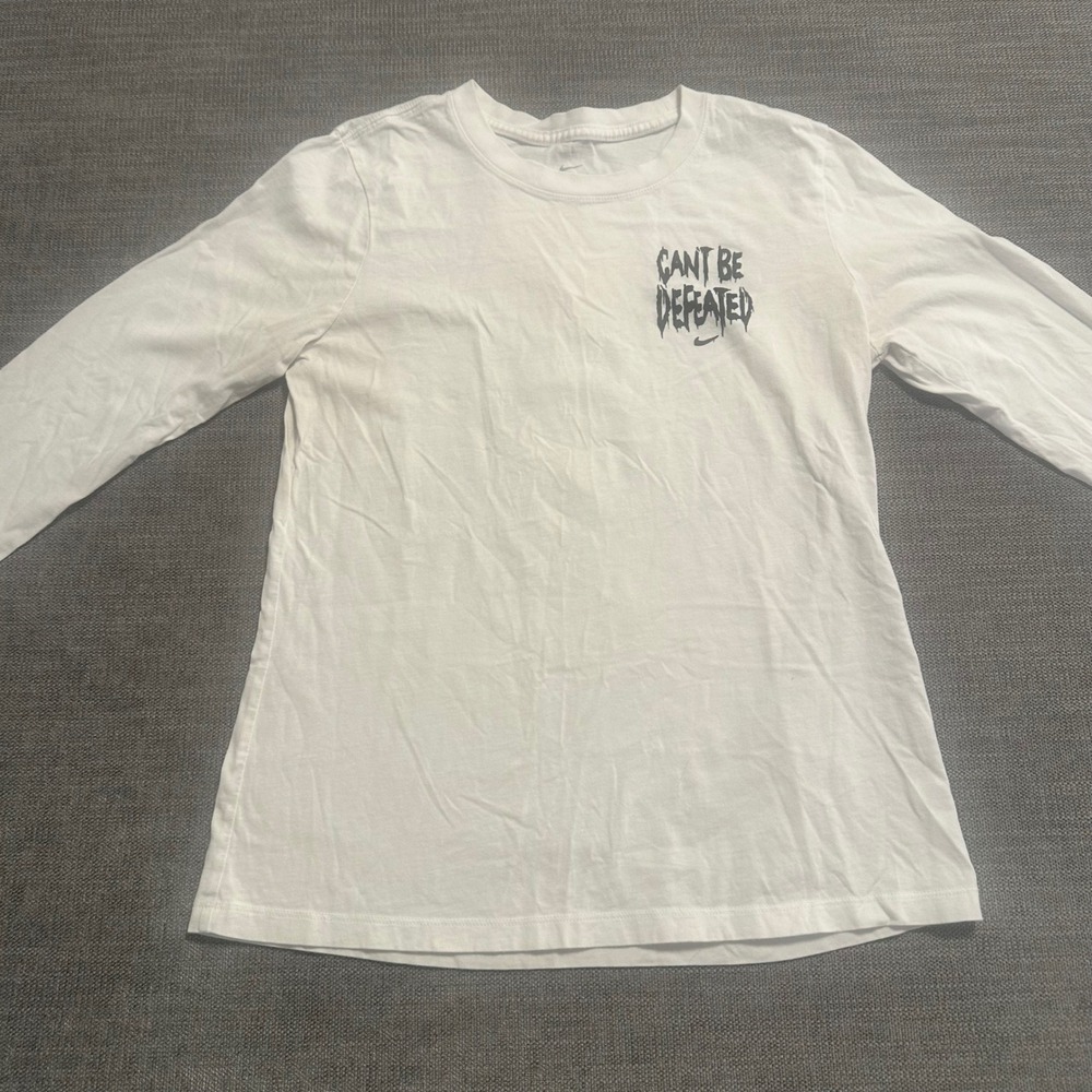 Nike Long Sleeve T-Shirt Mens Medium White Basketball Snake Graphic